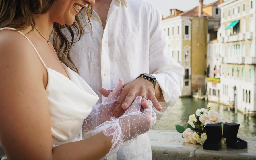 Stylish Photoshoots in Venice - Three locations across Rialto and San Marco