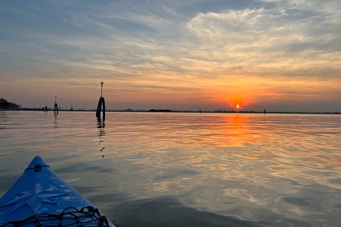 Sunset Kayak Tour in Venice: Discovering the City’s Canals - A workout with a view
