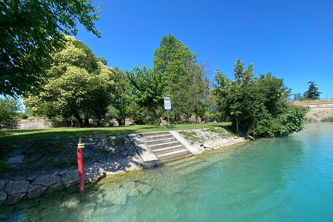 Sup experience with a ride to Peschiera del Garda Lake Garda - The Isola Terrai stop
