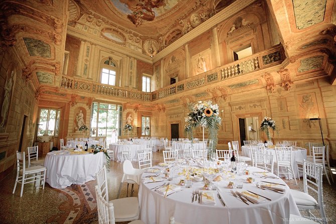 The Amarone Chateau guided tour and tasting in Valpolicella - Walking through Villa Mosconi’s rooms and gardens