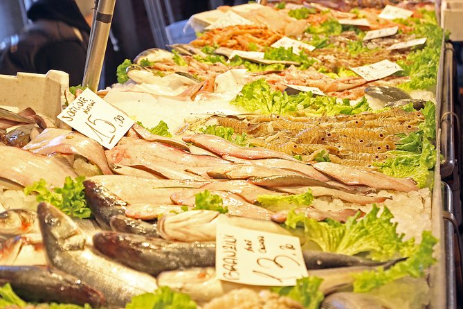 Tour of The Real Hidden Venice - Cannaregio canals and everyday city life