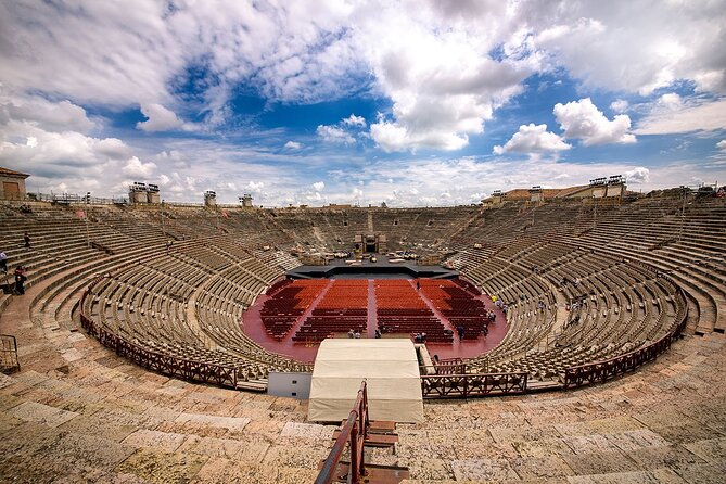 Tour to the Arena di Verona at the Gladiator's Time - Who will enjoy this format most