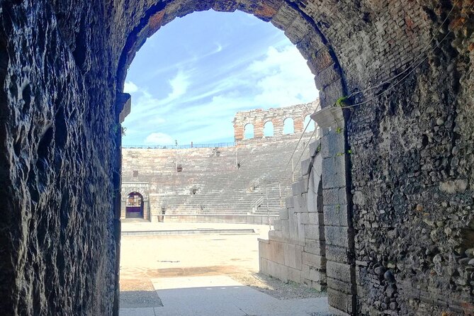 Tour to the Arena di Verona at the Gladiator's Time - Inside the Arena: what the one-hour visit covers