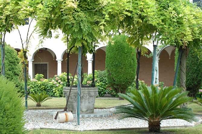 Tour to the islands of San Servolo and San Lazzaro degli Armeni - Why these two islands add something different to Venice