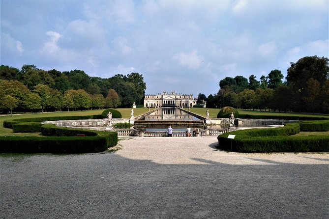 Tour to the Venetian Villas and the Brenta Riviera from Abano - What the small minivan changes