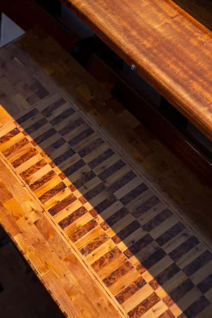 travel through time in Murano with a historic Venetian boat - Is Two Hours Enough?