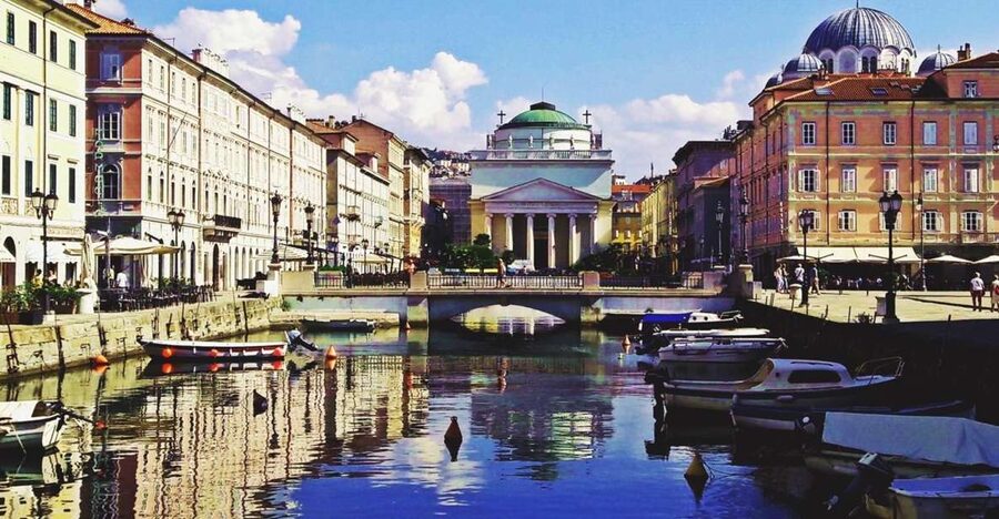 Trieste: 2-Hour Private Walking Tour - Walking the Seafront at Audace Pier