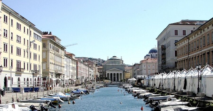 Trieste Private Walking Tour - Reading Trieste’s Early Chapters