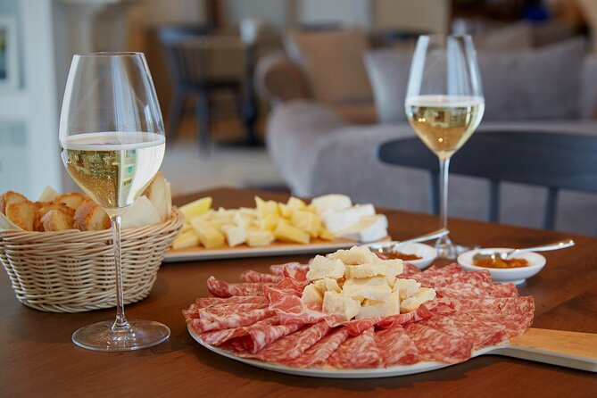 Unconventional Prosecco Tasting with Stunning View on Vineyards - Key points to know before booking