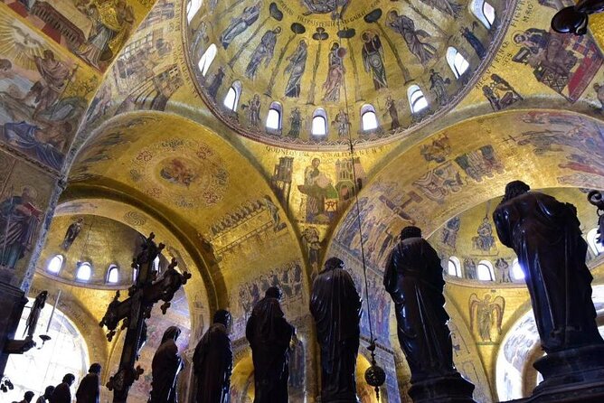 Unusual Perspectives of St Mark's Basilica & optional Pala d'Oro - The loggia and the view over St. Mark’s Square