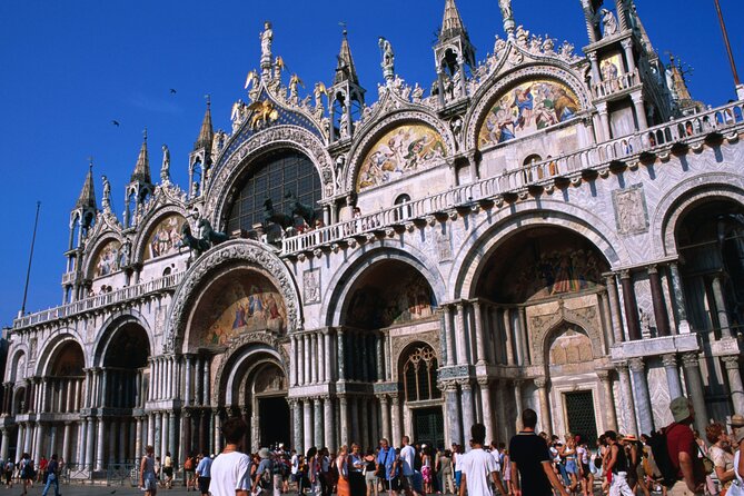Unusual Perspectives of St Mark's Basilica & optional Pala d'Oro - The optional Pala d’Oro at 1:15 p.m.