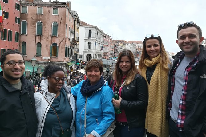Venetian Cicchetti Street Food and Sightseeing Walking Tour - Starting at Campo San Bortolomio