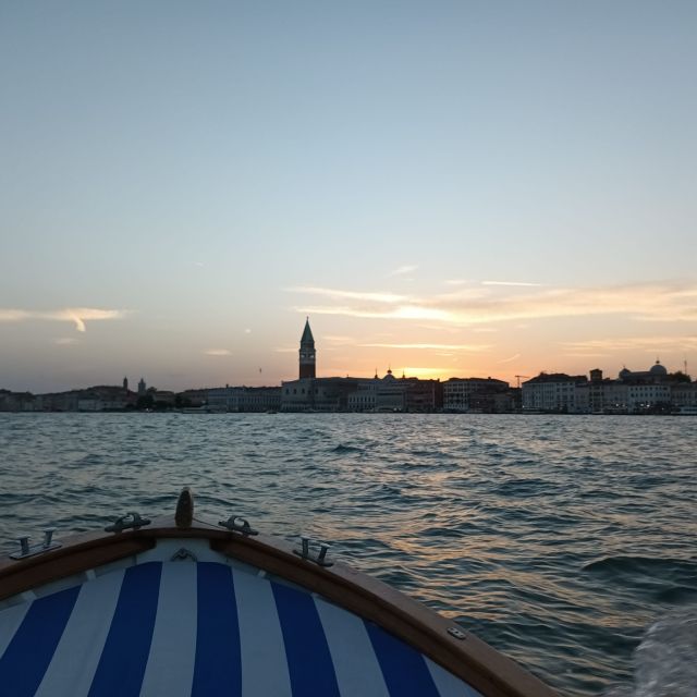 Venezia:Tour con aperitivo al tramonto - Practical tips for a smoother evening