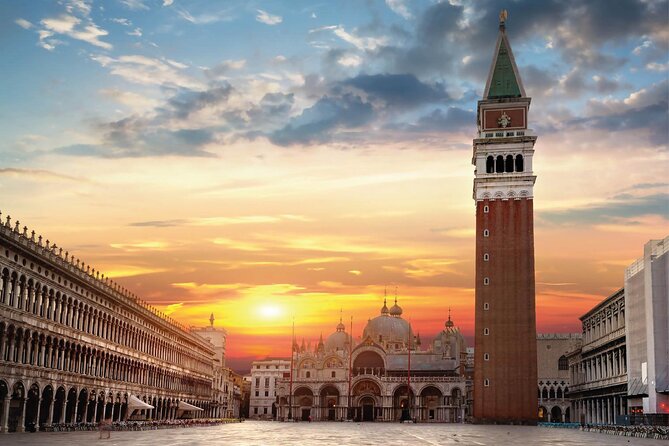Venezia Walking Tour with Audio and Written Guide by a Local - Key points to know before you book