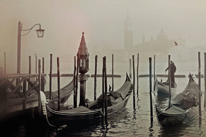 Venezia Walking Tour with Audio and Written Guide by a Local - Scala Contarini del Bovolo rewards a short detour