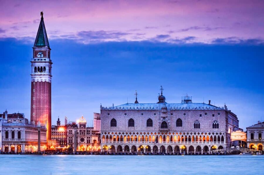 Venice: 1-Hour Panoramic Boat Tour - The guide and the pace of the commentary
