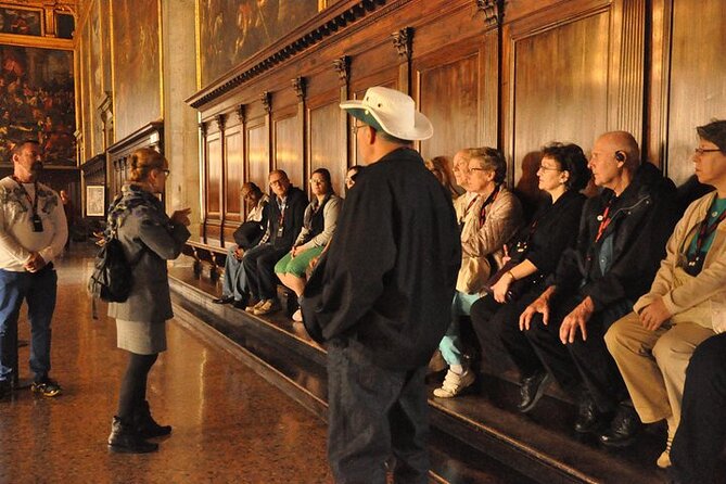 Venice 3,5 hrs tour: Doge's Palace, St Mark's and Hidden Gems - St. Mark’s Basilica and its glowing mosaics