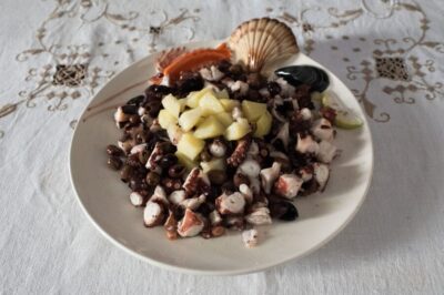 3-Course Dining Experience at Local Home