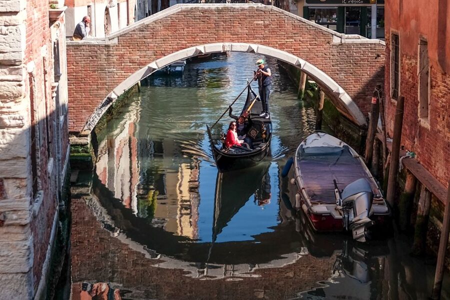Venice: 3-Hour Private Photo-Walk - The guide’s local perspective