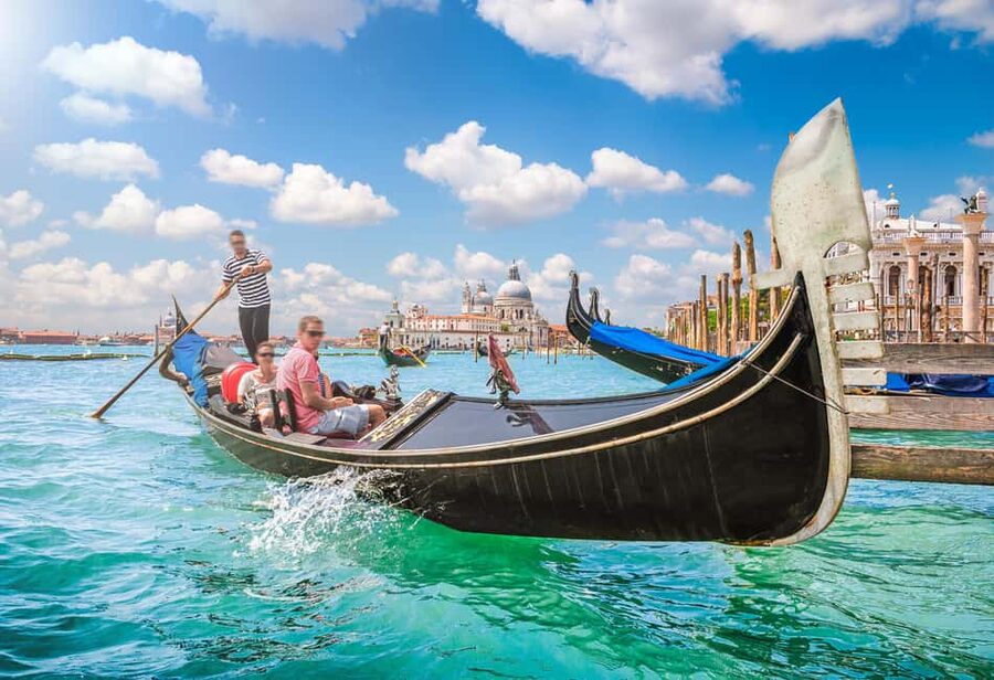 Venice: 30 minutes Enchanting Gondola Ride - Key points to know before booking