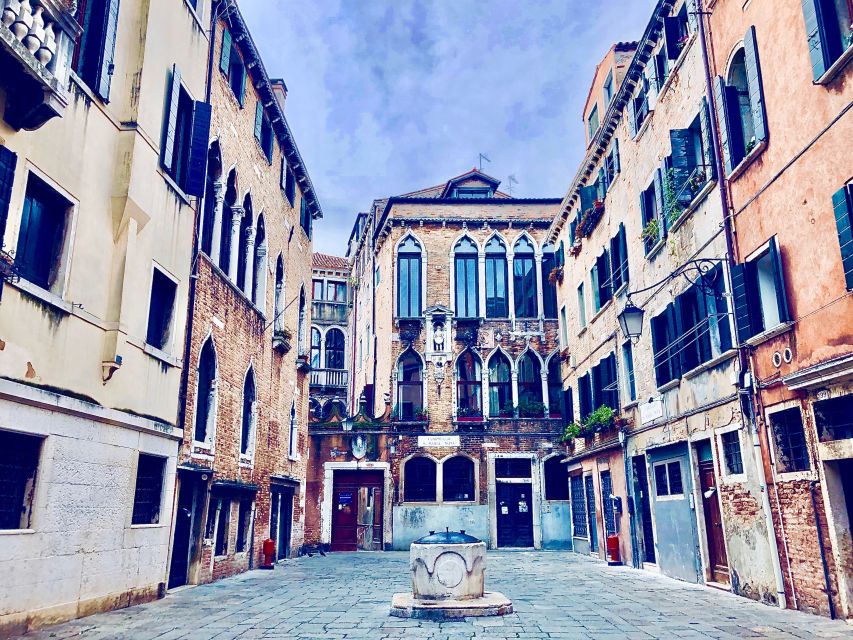 Venice Art and Architecture Private Walking Tour - Santi Giovanni e Paolo, the Pantheon of Venice