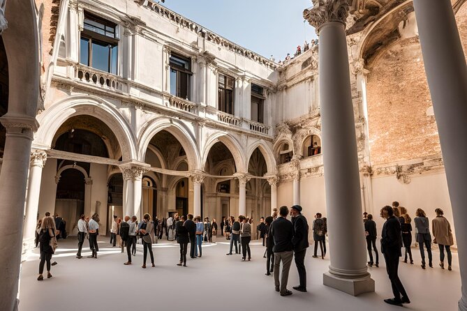 Venice Art Biennale 2026 Guided Tour with a Licensed Guide - Why a guide helps at the 2026 Biennale