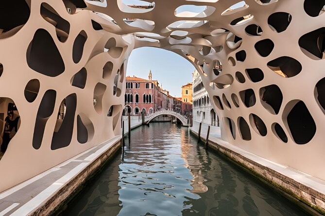 Venice Art Biennale 2026 Guided Tour with a Licensed Guide - Timing, transport, and practical planning
