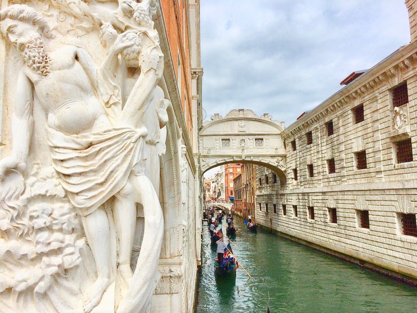 Venice: Basilica and Doge's Palace Tour with Gondola Ride - Two free hours for lunch and the Correr Museum