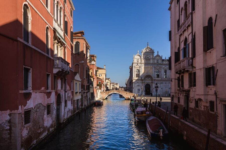 Venice: Basilica+ Doge's Palace+ Lagoon Islands-Guided Tour - The 2:00 p.m. shift to Murano and Burano