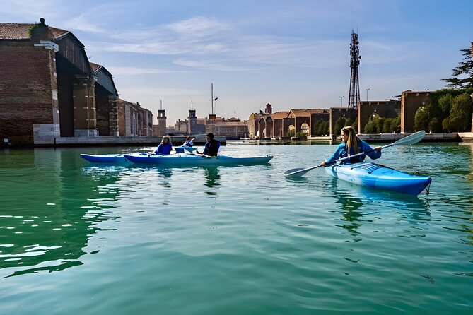 Venice Beginner's Kayak Tour: train & visit the Medieval Arsenal - What the small group changes