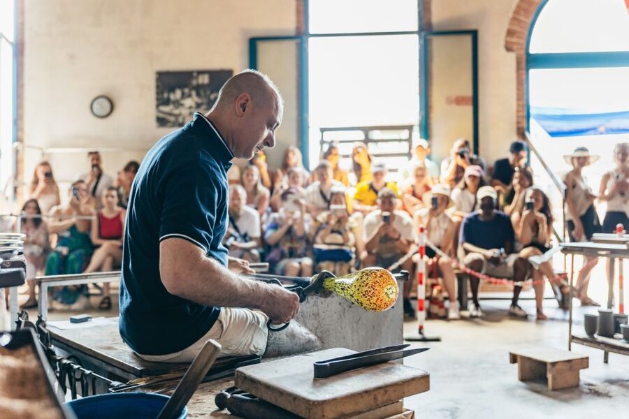 Venice: Burano, Torcello & Murano Boat Tour w/Glassblowing - Why this boat trip works well from Venice