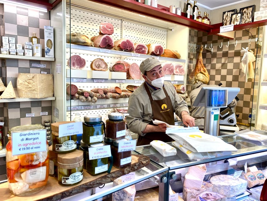 Venice: Cicchetti Street Food and Sightseeing Walking Tour - Rialto Market and the food of the lagoon