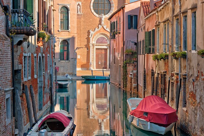 Venice City Center Guided Walking Tour - Semi-Private 12ppl Max - Rialto’s old market quarter