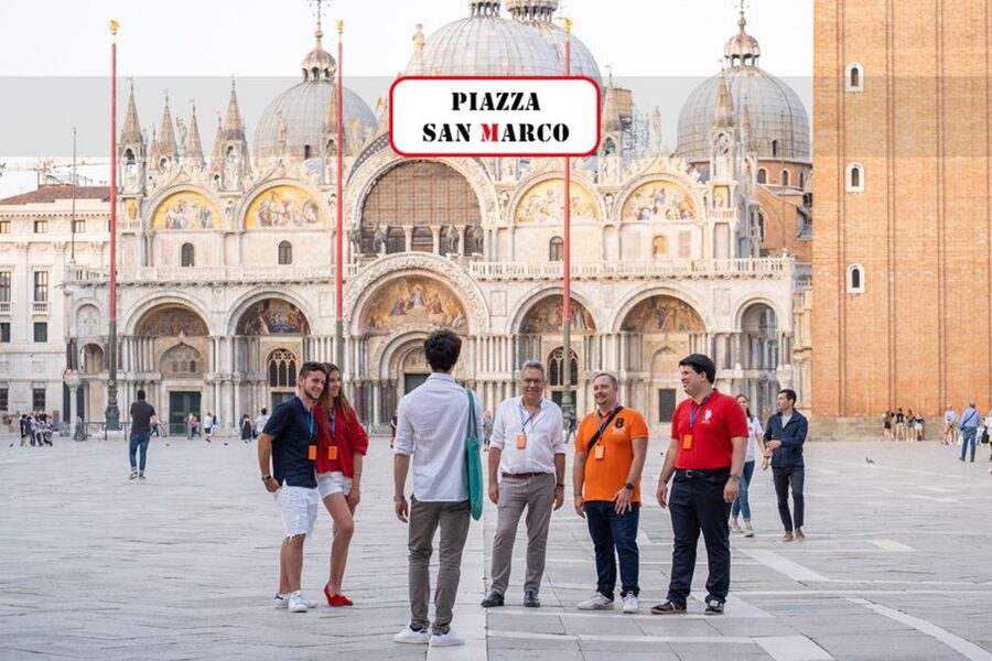 Venice: City Center Historical Guided Walking Tour - Rialto Bridge and the Grand Canal panorama
