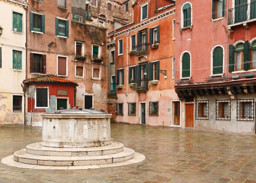 Venice: City Highlights and Hidden Gems Walking Tour - Is $31 a fair price?