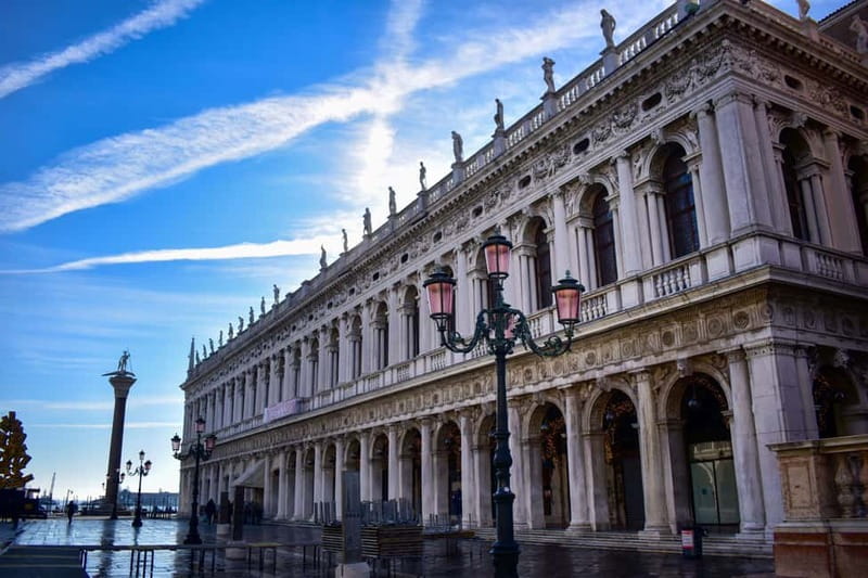 Venice: City Pass 30+ sights, St. Marks Museums & Gondola - The guided walking tour