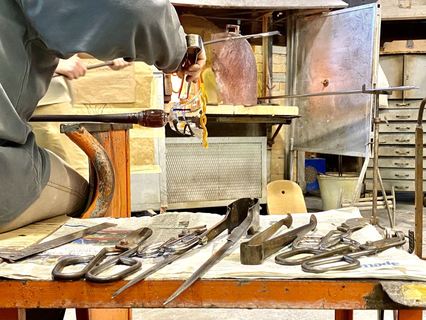 Venice: City Tour and Murano Glass Experience - The showroom and the pressure to buy