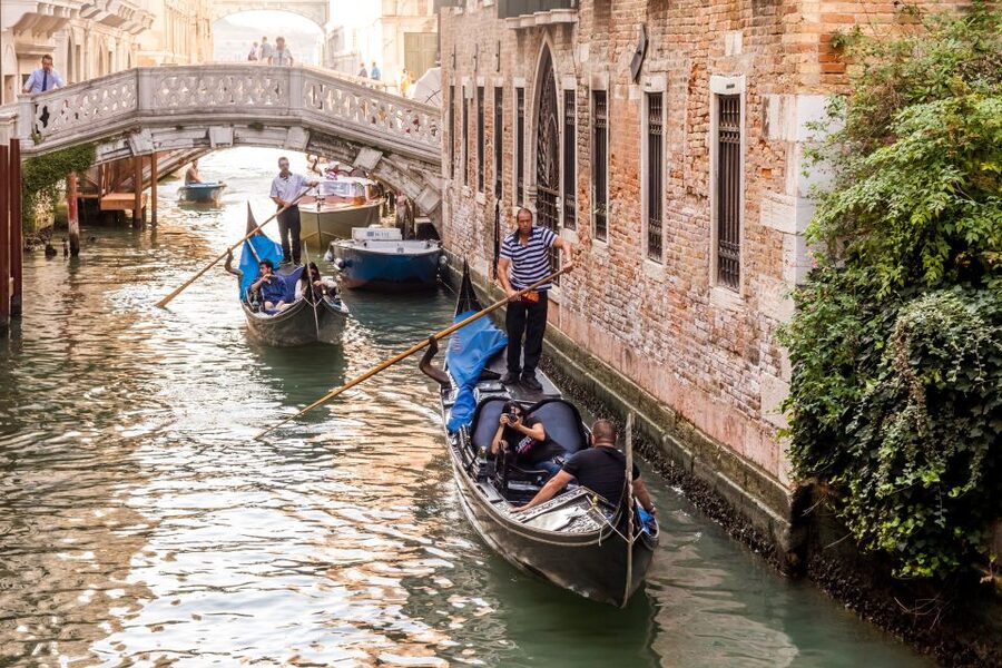 Venice: City Tour & Skip the Line for St. Mark's Basilica - Santa Maria Formosa and Santi Giovanni e Paolo