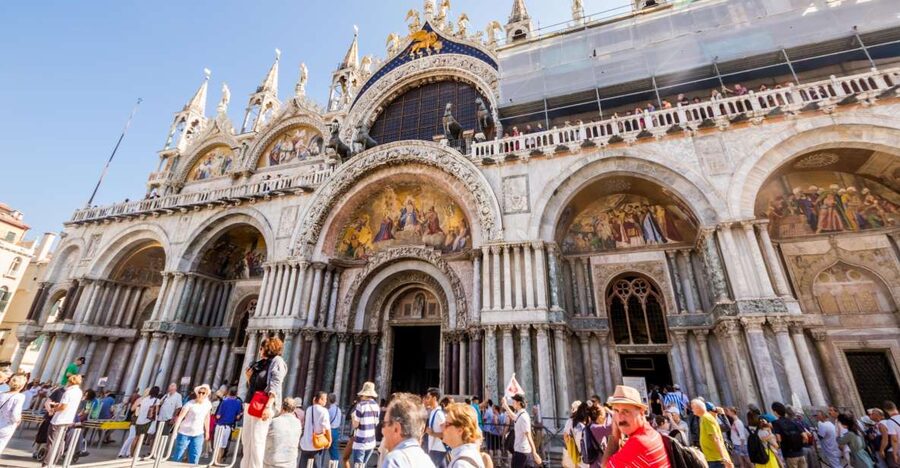 Venice: City Tour & Skip the Line for St. Mark's Basilica - Returning Through the Mercerie