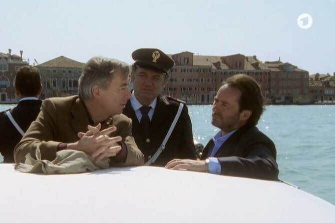 Venice Commissario Brunetti and Donna Leon: Walk His Beat - Cannaregio and the Brunetti Family Door