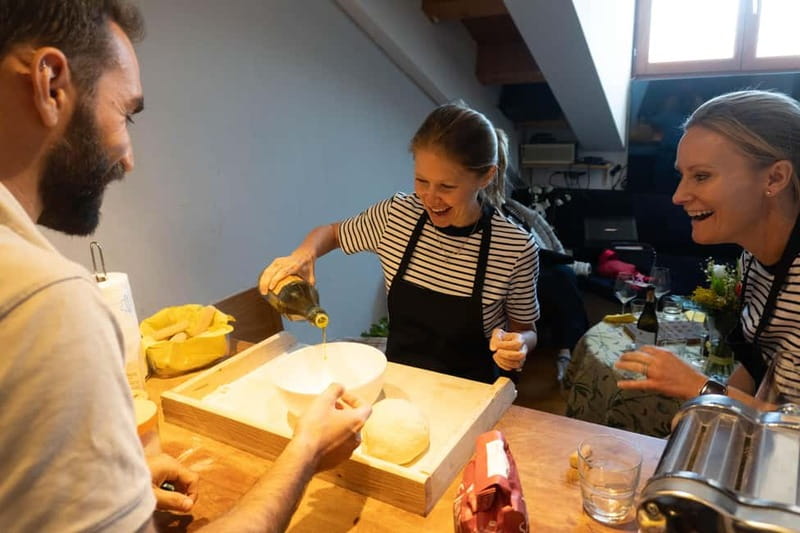 Venice: Cooking Class + Guitar Concert at Chef's Francesco - The meal is only half the evening