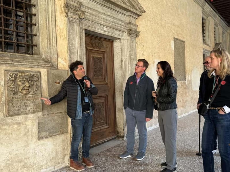Venice: Doge Palace Guided Tour & Secret Itineraries Option - Timing, languages, and value at $72.60