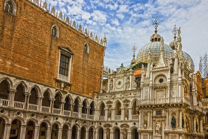 Venice: Doge's Palace and St. Mark's Basilica Fast Access Tour - The Murano glass demonstration near Piazza San Marco