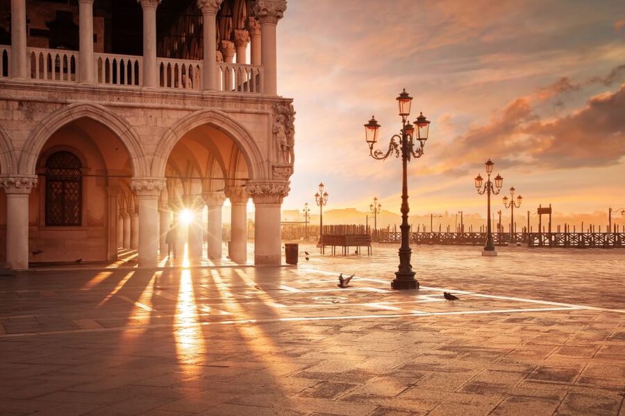Venice: Doge's Palace and St. Mark's Basilica Guided Tour - Should you book this Doge’s Palace and basilica tour?