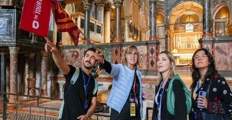 Venice: Doge's Palace and St Mark's Tour with Gondola Ride - Inside St Mark’s Basilica