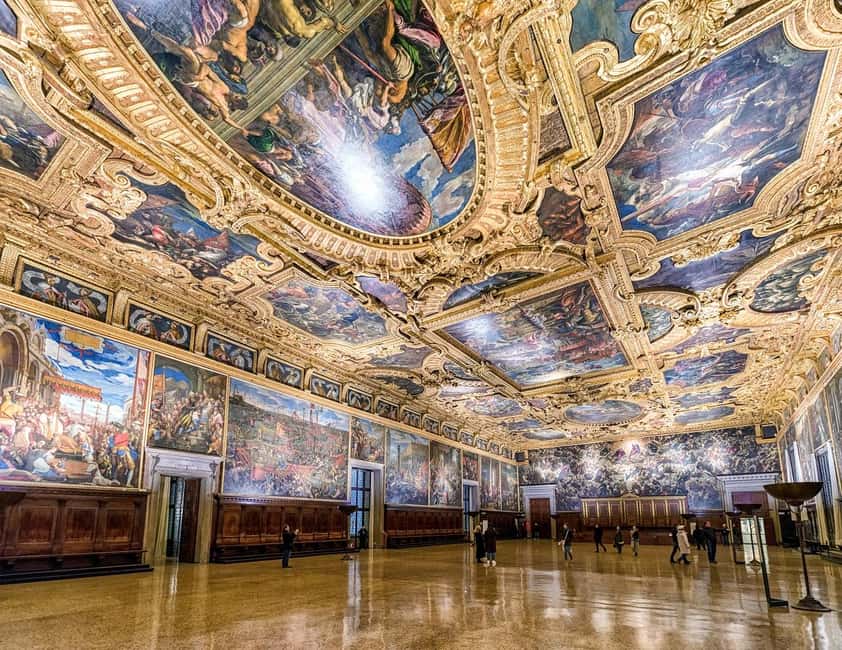 Venice: Doge's Palace Guided Tour with Optional Gondola Ride - Correr Museum and the extra time after the guide