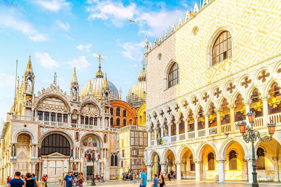 Venice: Doge's Palace Skip-the-Line Entry + Audioguide App - How the audio app changes the visit