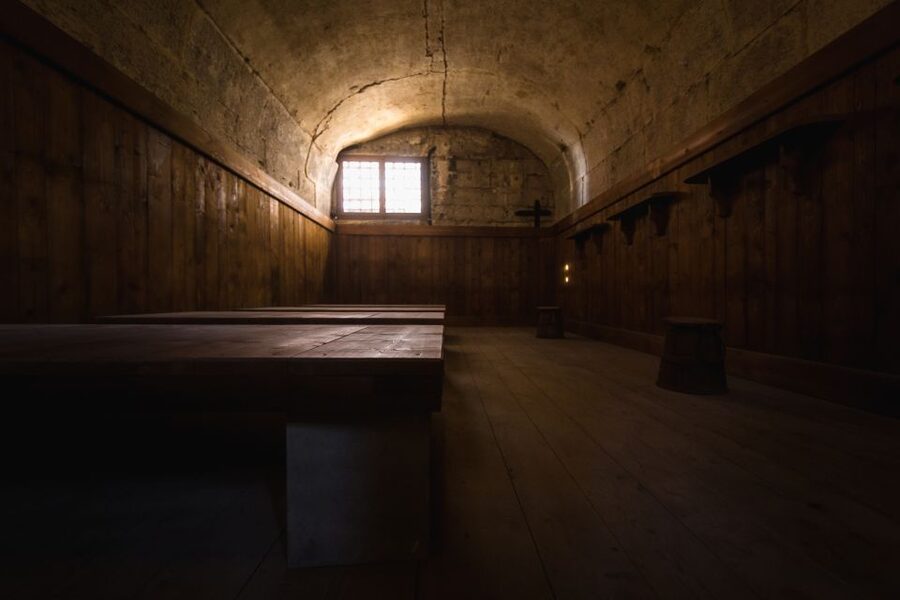 Venice: Doge's Palace Skip-the-Line Ticket with Guidebook - The History Gallery and VR journey through old Venice