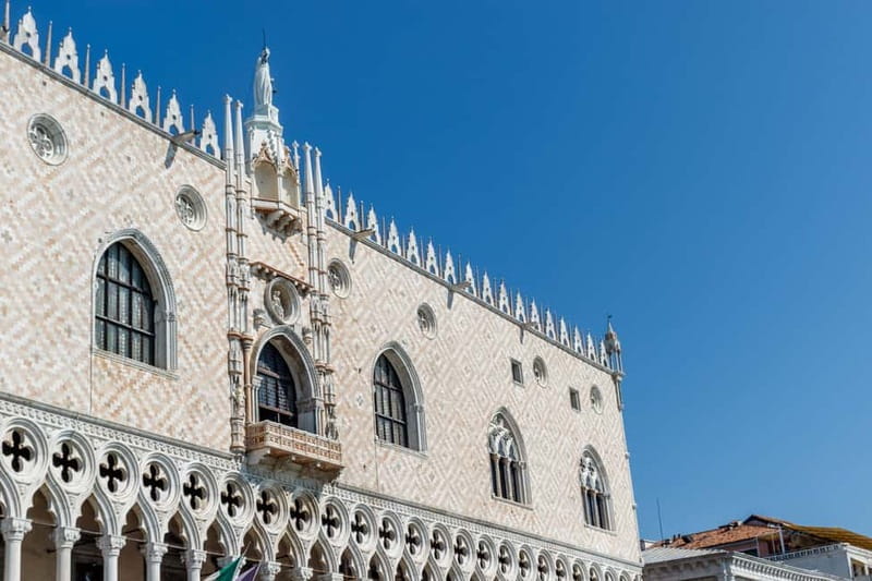 Venice: Doge's Palace, St Mark's Basilica, and Pala d'Oro - Entering Doge’s Palace and its council halls