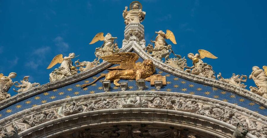 Venice: Doge's Palace with St. Mark's Basilica & Gondolas - Why this three-part Venice tour works